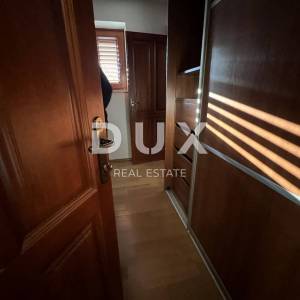 OPATIJA, POLJANE - Rustikalna vila od 300m2 s panoramskim pogledom na Kvarnerski zaljev