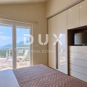 OPATIJA - prekrasna vila s bazenom, panoramskim pogledom na more i potpunom privatnošću