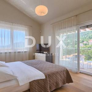 OPATIJA - prekrasna vila s bazenom, panoramskim pogledom na more i potpunom privatnošću