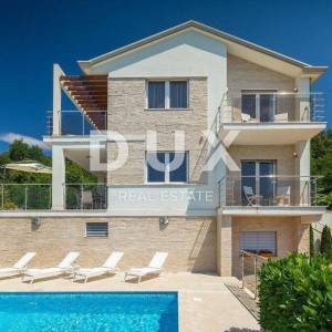 OPATIJA - prekrasna vila s bazenom, panoramskim pogledom na more i potpunom privatnošću