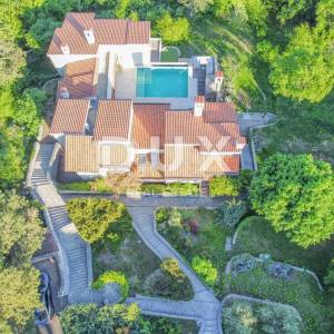 OPATIJA RIVIERA - privatna vila posebnog rasporeda s bazenom i panoramskim pogledom na more