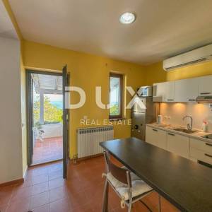 OPATIJA RIVIERA - privatna vila posebnog rasporeda s bazenom i panoramskim pogledom na more