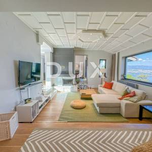 OPATIJA RIVIERA - privatna vila posebnog rasporeda s bazenom i panoramskim pogledom na more