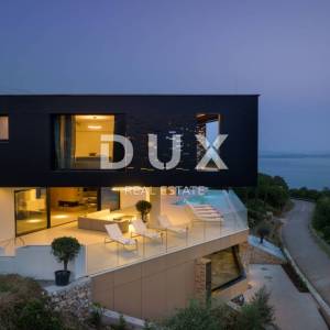 OPATIJA RIVIERA - remek djelo arhitekta - vila s unutarnjim i vanjskim bazenom, panoramski pogled na more