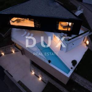OPATIJA RIVIERA - remek djelo arhitekta - vila s unutarnjim i vanjskim bazenom, panoramski pogled na more