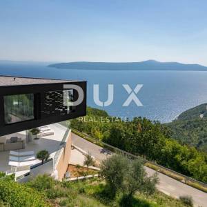 OPATIJA RIVIERA - remek djelo arhitekta - vila s unutarnjim i vanjskim bazenom, panoramski pogled na more
