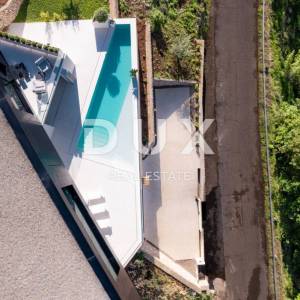 OPATIJA RIVIERA - remek djelo arhitekta - vila s unutarnjim i vanjskim bazenom, panoramski pogled na more