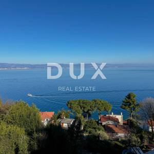 OPATIJA, RIVIERA - zemljište za izgradnju obiteljske kuće s bazenom 300m od plaže, panoramski pogled na more