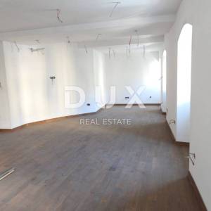 OPATIJA  - stan 185m2 sa pogledom na more