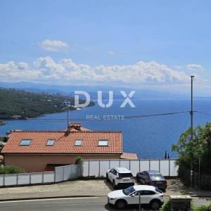 OPATIJA - stan 3S+DB 150m2 s pogledom na more i bazenom + okoliš 250m2