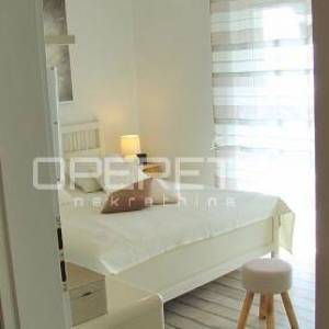 Opatija - stan na izuzetnoj lokaciji, 200 metara od mora