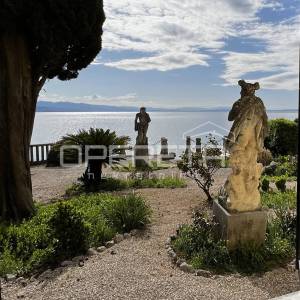 Opatija - stan u povjesnoj vili 1.red do mora