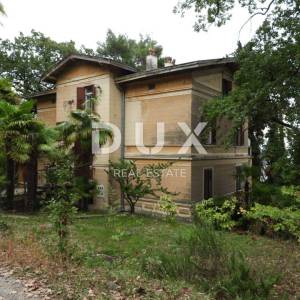 OPATIJA - stan u prizemlju vile 2. RED DO MORA!!- 3S+DB + spremnik u suterenu -ukupno 190m2