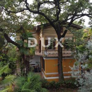 OPATIJA - stan u prizemlju vile 2. RED DO MORA!!- 3S+DB + spremnik u suterenu -ukupno 190m2