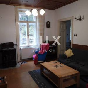 OPATIJA - stan u prizemlju vile 2. RED DO MORA!!- 3S+DB + spremnik u suterenu -ukupno 190m2