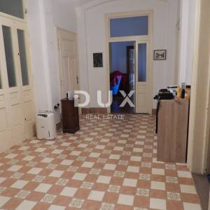 OPATIJA - stan u prizemlju vile 2. RED DO MORA!!- 3S+DB + spremnik u suterenu -ukupno 190m2