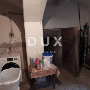 OPATIJA - stan u prizemlju vile 2. RED DO MORA!!- 3S+DB + spremnik u suterenu -ukupno 190m2