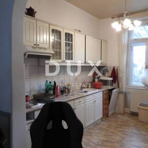OPATIJA - stan u prizemlju vile 2. RED DO MORA!!- 3S+DB + spremnik u suterenu -ukupno 190m2