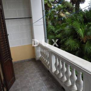 OPATIJA - stan u prizemlju vile 2. RED DO MORA!!- 3S+DB + spremnik u suterenu -ukupno 190m2
