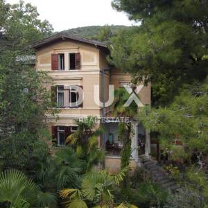 OPATIJA - stan u prizemlju vile 2. RED DO MORA!!- 3S+DB + spremnik u suterenu -ukupno 190m2