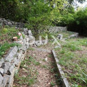 OPATIJA - stan u prizemlju vile 2. RED DO MORA!!- 3S+DB + spremnik u suterenu -ukupno 190m2
