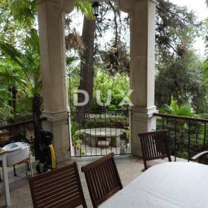 OPATIJA - stan u prizemlju vile 2. RED DO MORA!!- 3S+DB + spremnik u suterenu -ukupno 190m2