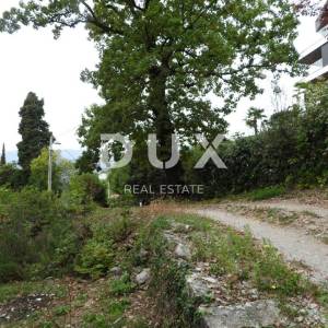 OPATIJA - stan u prizemlju vile 2. RED DO MORA!!- 3S+DB + spremnik u suterenu -ukupno 190m2