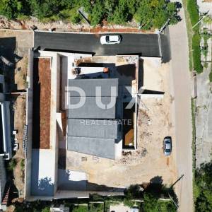 OPATIJA, SV. JELENA - villa 250m2 s panoramskim pogledom na more i bazenom + uređena okućnica 1200m2