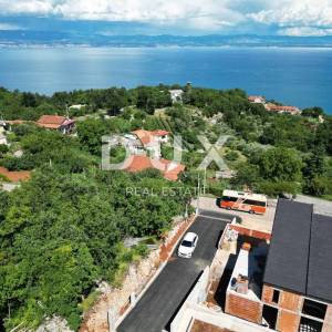 OPATIJA, SV. JELENA - villa 250m2 s panoramskim pogledom na more i bazenom + uređena okućnica 1200m2