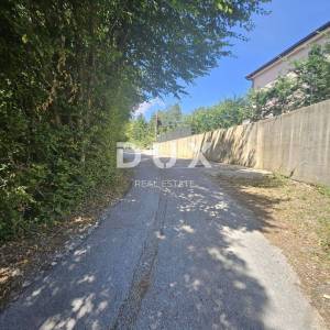 OPATIJA, VEPRINAC- građevinsko zemljište 1200m2 s pogledom na more za obiteljsku kuću/ villu/ apartmane/ kuću za iznajmljivanje...