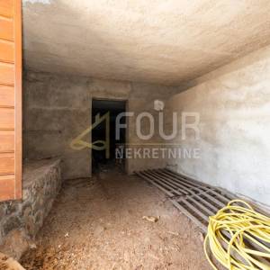 Opatija, Veprinac, kuća, 400m2, balkon s pogledom na more, garaža