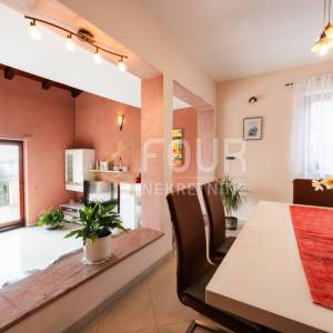Opatija, Veprinac, kuća, 400m2, balkon s pogledom na more, garaža