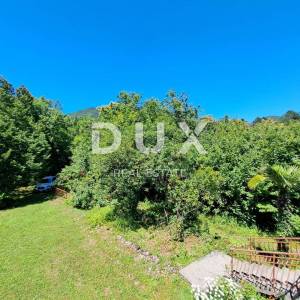OPATIJA, VEPRINAC, PRILIKA - obiteljska kuća 240 m2 okružena zelenilom