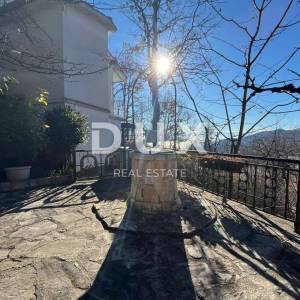 OPATIJA, VEPRINAC - Samostojeća kuća s dva stana i pogledom na more
