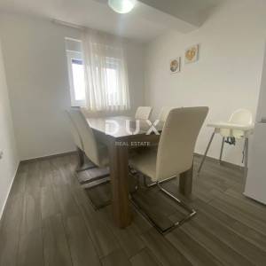 OPATIJA, VEPRINAC - stan 4S+DB, 136 m2 s bazenom i pogledom na more! PRILIKA!