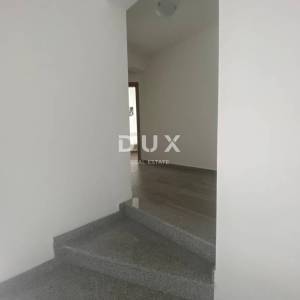 OPATIJA, VEPRINAC - stan 4S+DB, 136 m2 s bazenom i pogledom na more! PRILIKA!