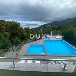OPATIJA, VEPRINAC - stan 4S+DB, 136 m2 s bazenom i pogledom na more! PRILIKA!