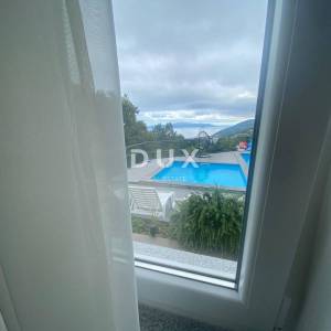 OPATIJA, VEPRINAC - stan 4S+DB, 136 m2 s bazenom i pogledom na more! PRILIKA!