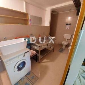 OPATIJA, VEPRINAC - vila 1000m2 s pogledom na more, 6 apartmana i bazenom + okoliš 1000m2