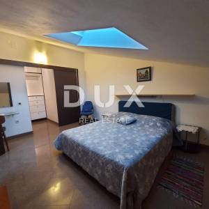 OPATIJA, VEPRINAC - vila 1000m2 s pogledom na more, 6 apartmana i bazenom + okoliš 1000m2