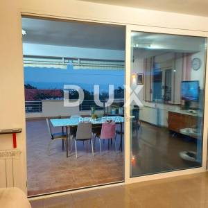 OPATIJA, VEPRINAC - vila 1000m2 s pogledom na more, 6 apartmana i bazenom + okoliš 1000m2