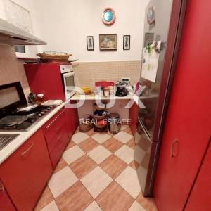 OPATIJA, VEPRINAC - vila 1000m2 s pogledom na more, 6 apartmana i bazenom + okoliš 1000m2