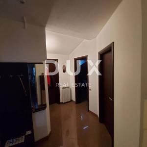 OPATIJA, VEPRINAC - vila 1000m2 s pogledom na more, 6 apartmana i bazenom + okoliš 1000m2