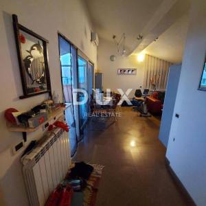 OPATIJA, VEPRINAC - vila 1000m2 s pogledom na more, 6 apartmana i bazenom + okoliš 1000m2