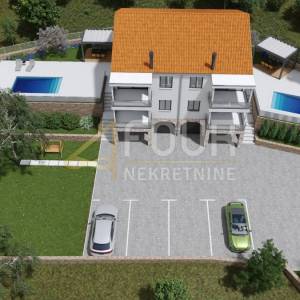 Opatija, Veprinac, započeta gradnja, kuća s bazenom