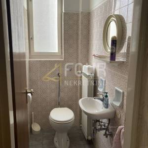 Opatija, vila s 2 stana i okućnicom, prekrasan pogled