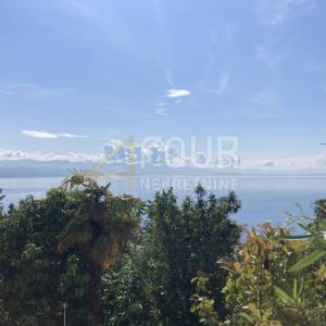Opatija, vila s 3 stana, otvoren pogled na more