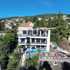 OPATIJA vila u samom centru sa tri potpuno odvojene stambene jedinice, bazenom i sunčalištem