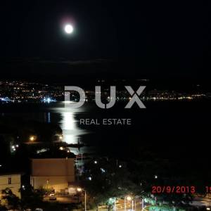 OPATIJA vila u samom centru sa tri potpuno odvojene stambene jedinice, bazenom i sunčalištem