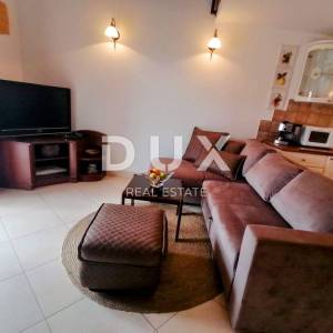 OPATIJA, VOLOSKO - luksuzna vila 550m2 s panoramskim pogledom na more + okoliš 400m2
